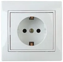 Розетка 1-м СП Plano 1-202-01 16А IP20 250В 2P+E Schuko бел. Intro Б0053874